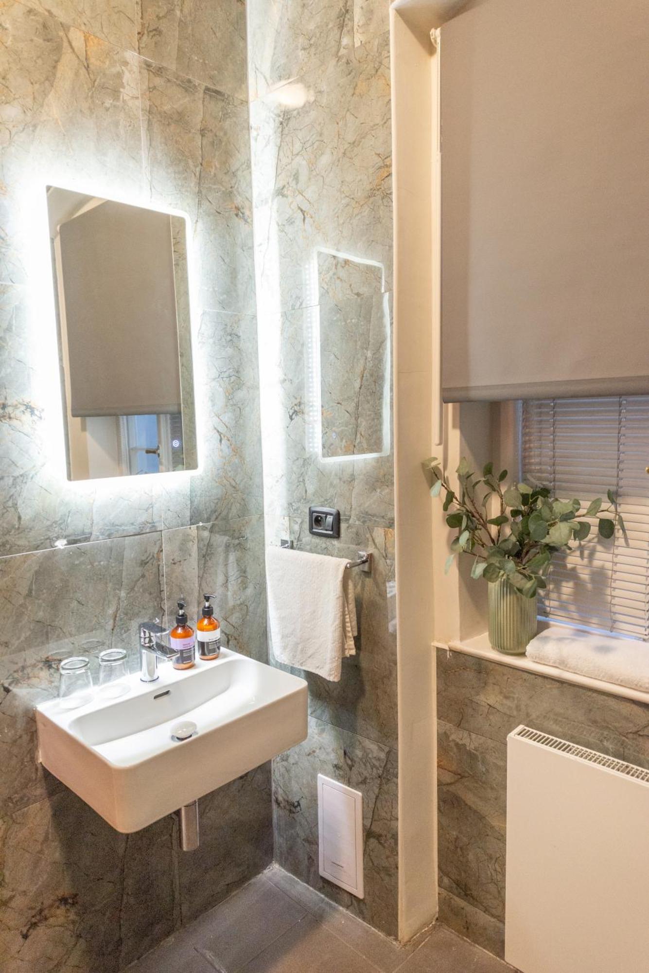 Apartment Adam's - Great Price & Location Prague